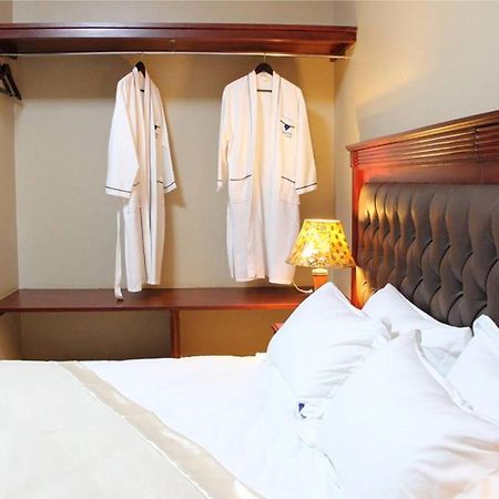 Sapphire Hotel Entebbe Kigo Kajansi Εξωτερικό φωτογραφία