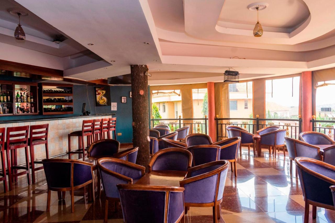 Sapphire Hotel Entebbe Kigo Kajansi Εξωτερικό φωτογραφία