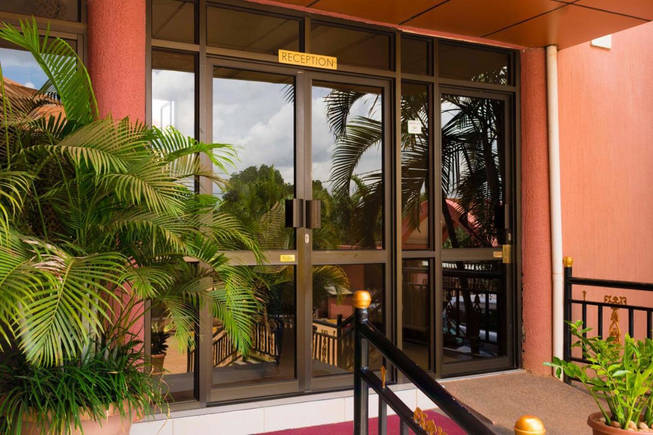 Sapphire Hotel Entebbe Kigo Kajansi Εξωτερικό φωτογραφία