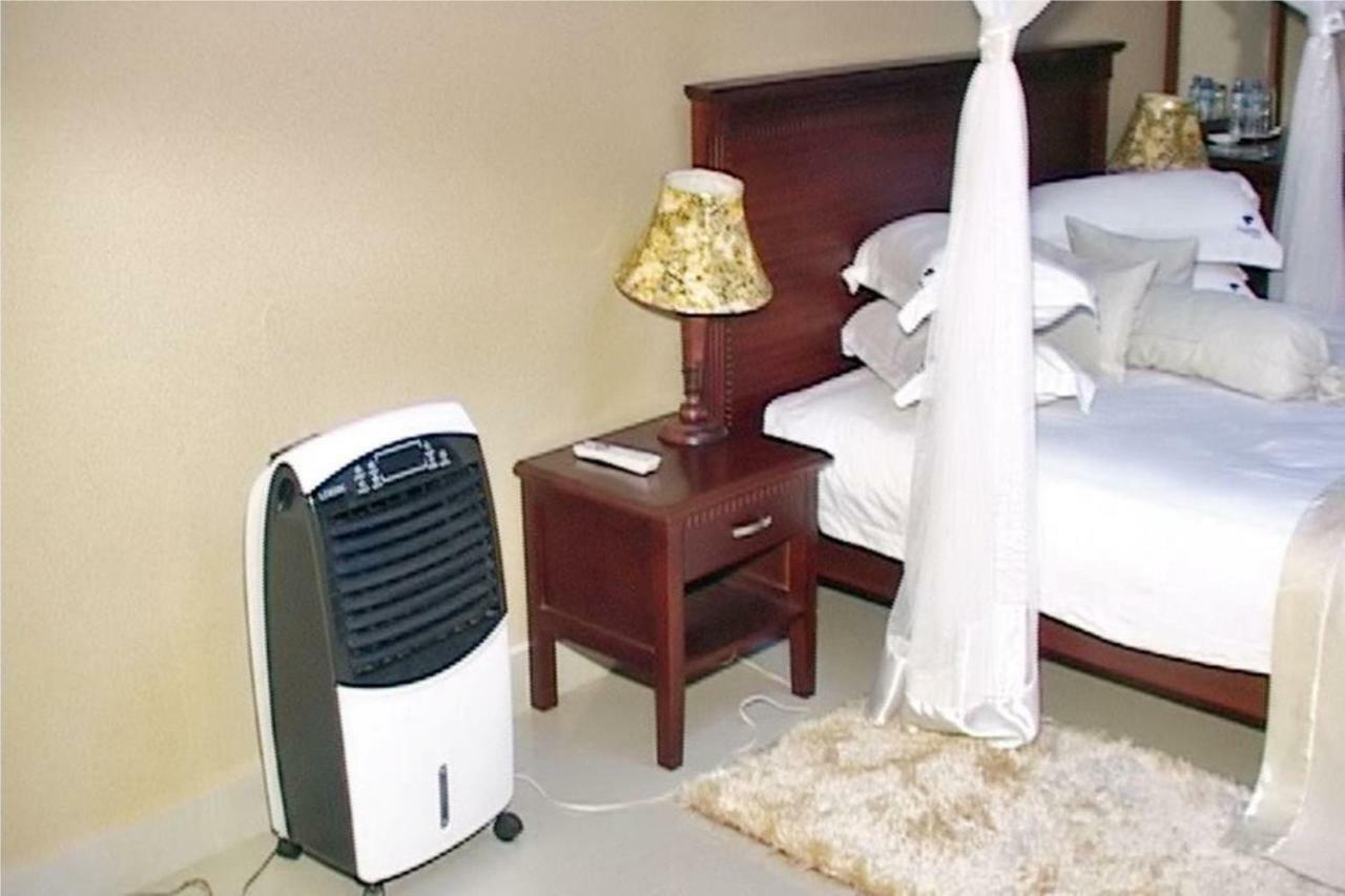 Sapphire Hotel Entebbe Kigo Kajansi Εξωτερικό φωτογραφία