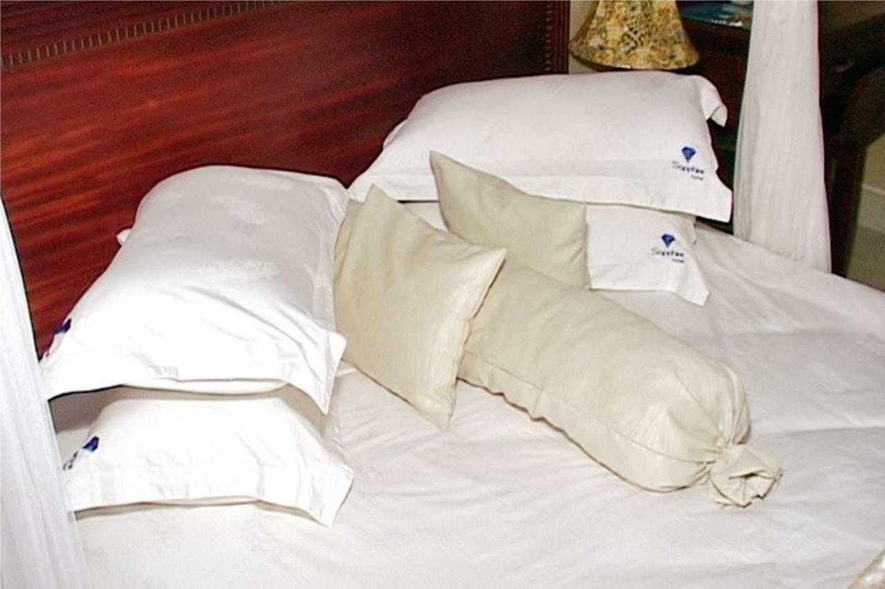 Sapphire Hotel Entebbe Kigo Kajansi Εξωτερικό φωτογραφία